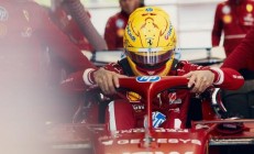 开云体育平台APP-红牛二队翻盘雷诺车队，汉密尔顿点燃赛场的简单介绍