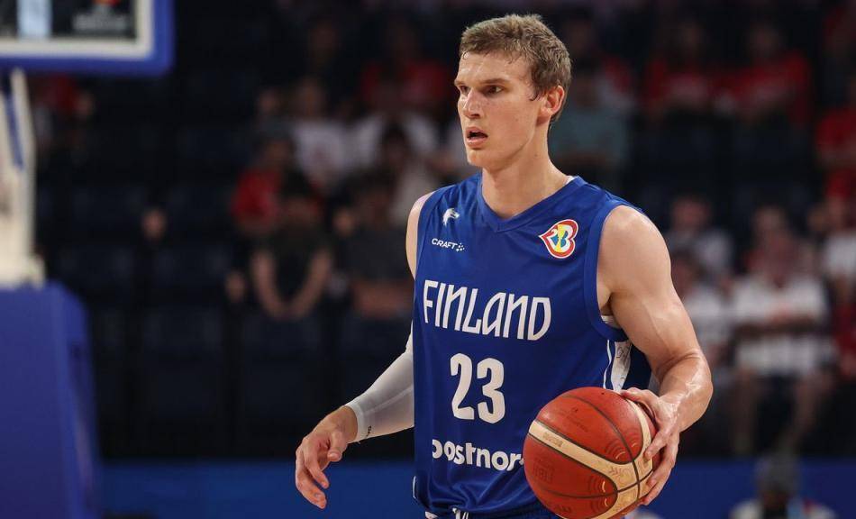 NBA热身赛火爆开战，球星们展现高水准表现的简单介绍