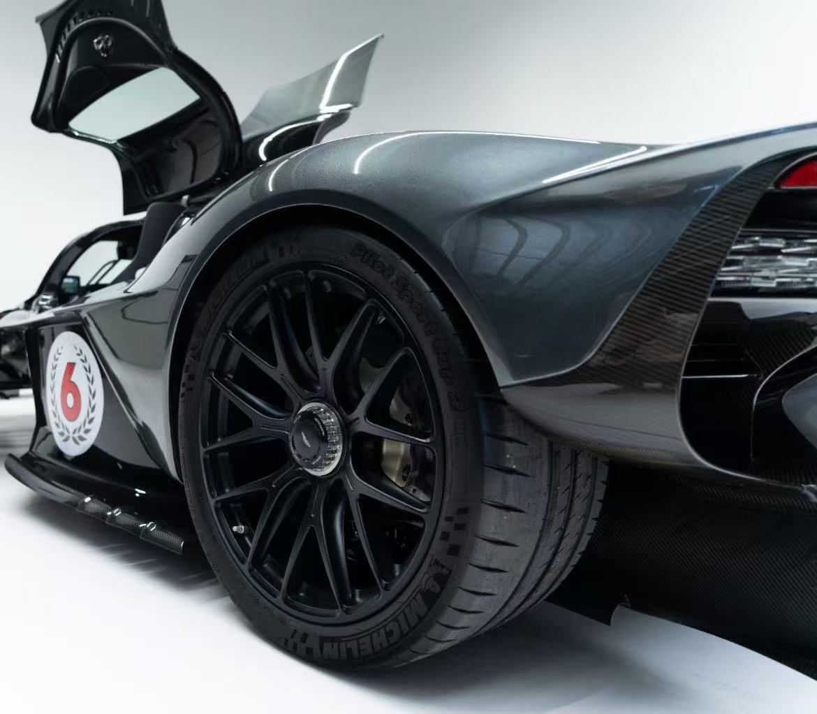 索伯车队力克阿斯顿马丁,皮亚斯特里惊艳四座的简单介绍 索伯车队力克阿斯顿马丁,皮亚斯特里惊艳四座的简单介绍