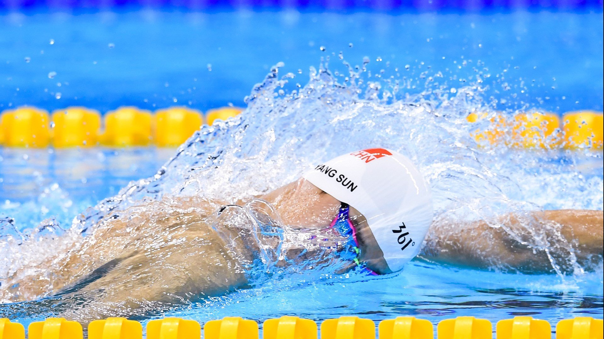 跨界神锋降临南美!哈兰德全程高能输出,巴拉圭对阵智利上演唯一性梦幻对决