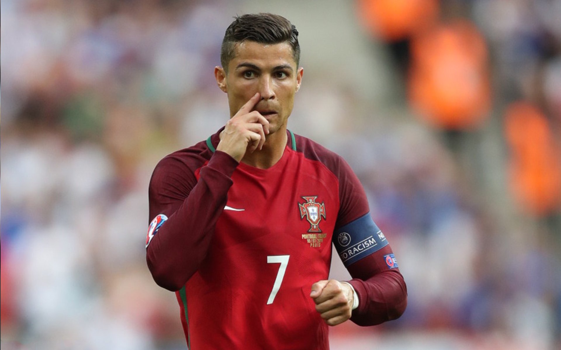 月光划过左脚,巴斯托尼的欧冠淘汰赛之夜