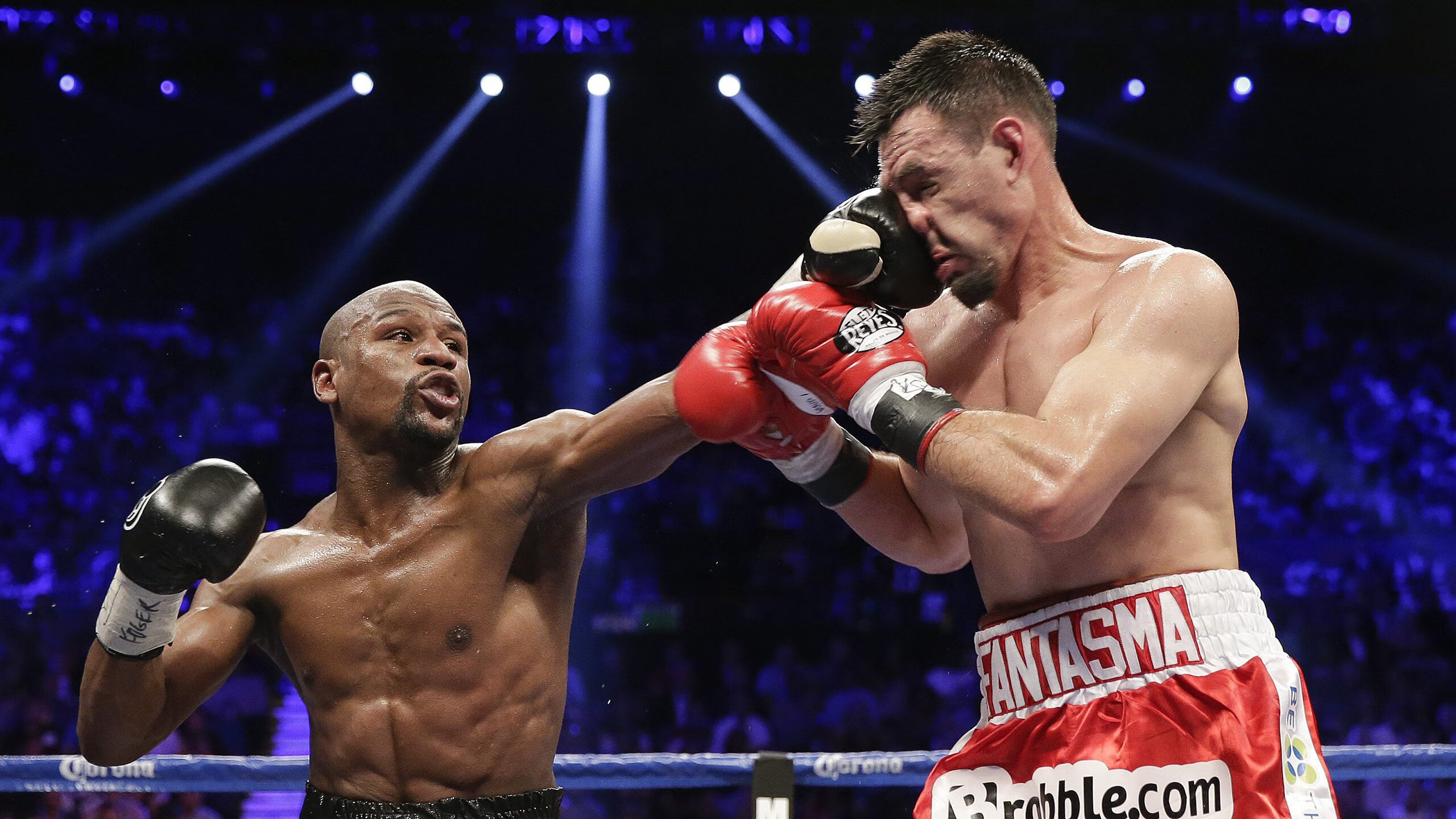 巨轮碾碎沪上堡垒，范弗利特惊鸿一瞥定乾坤